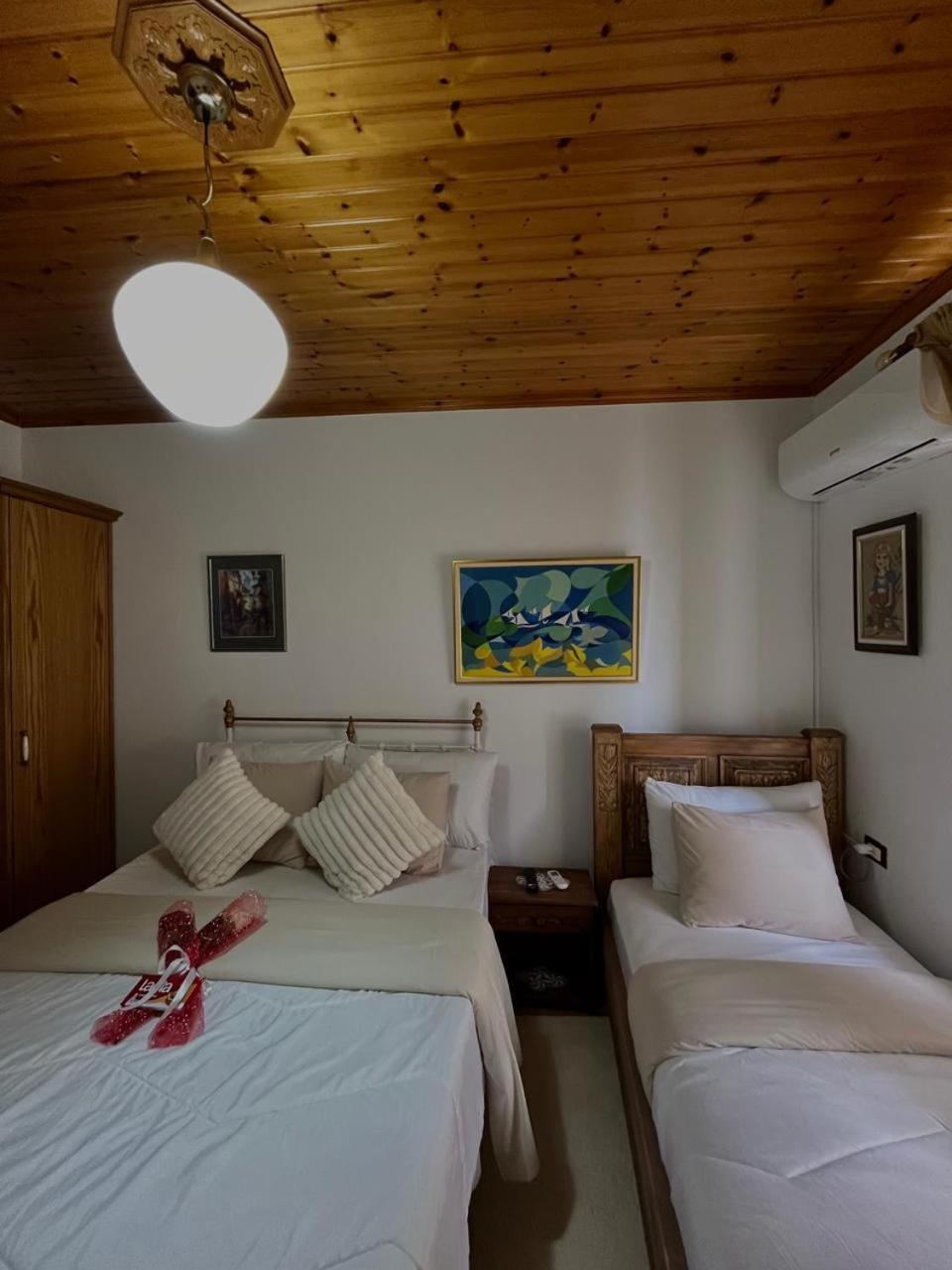 Andria'S Apartment Гірокастра Екстер'єр фото