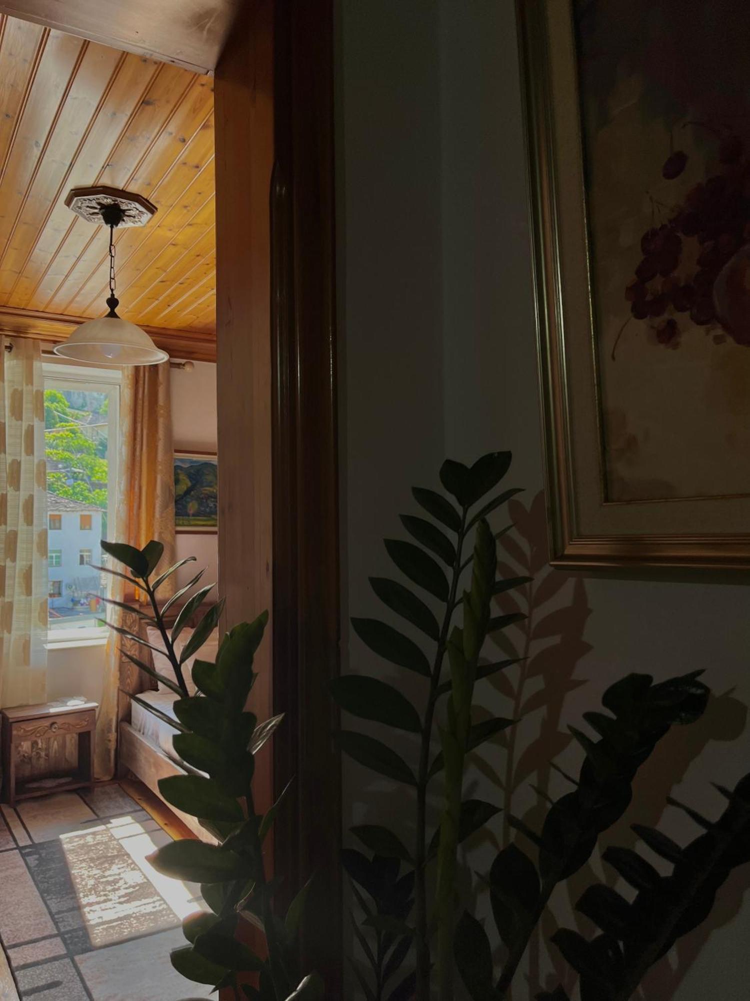 Andria'S Apartment Гірокастра Екстер'єр фото